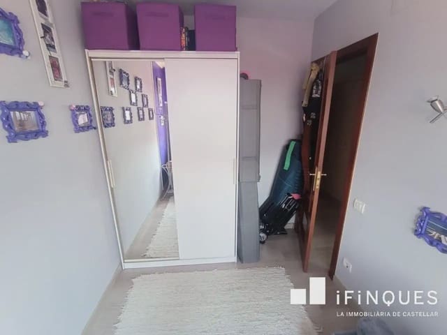 3 sovrum Lägenhet till salu i Sabadell med garage - 345 000 € (Ref: 9809100)