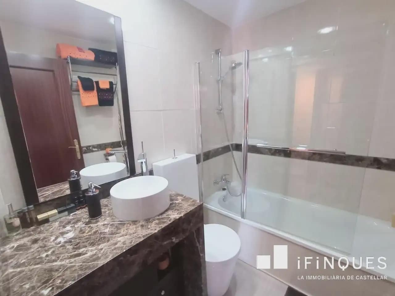 3 bedroom Flat for sale in Sabadell with garage - € 345,000 (Ref: 9809100)