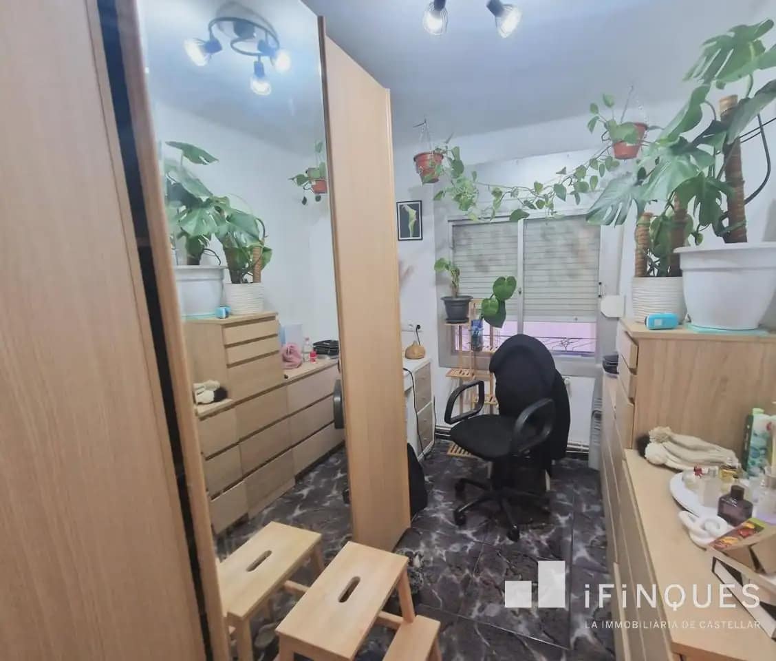 3 makuuhuone Asunto myytävänä paikassa Barbera del Valles - 222 000 € (Ref: 9809102)