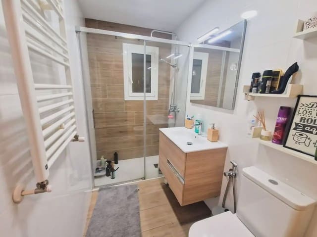3 makuuhuone Asunto myytävänä paikassa Barberà del Vallès - 222 000 € (Ref: 9809102)