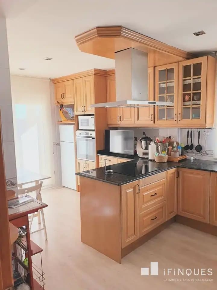 5 camera da letto Villa in vendita in Sentmenat con piscina - 495.000 € (Rif: 9809104)