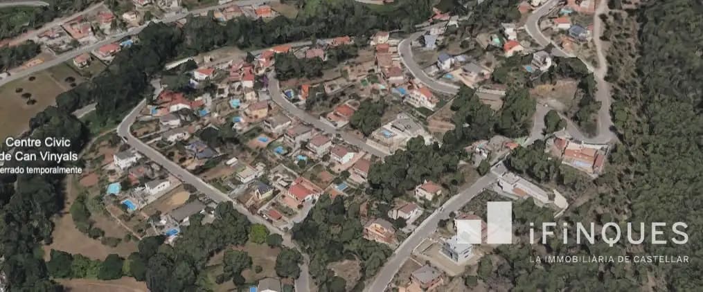 Building Plot for sale in Sentmenat - € 84,000 (Ref: 9809105)