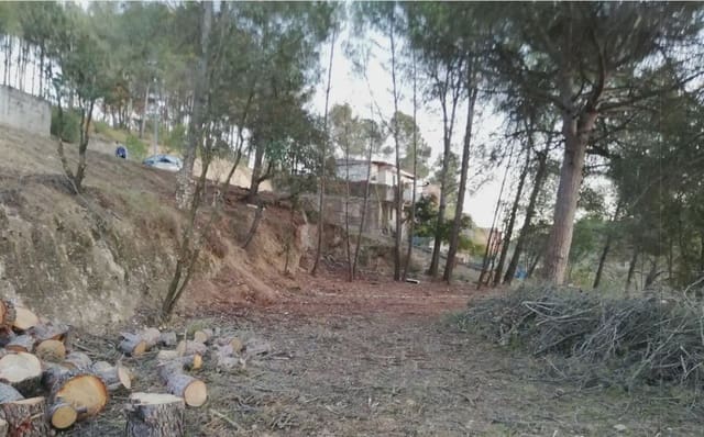 Byggegrund til salg i Rubí - € 85.000 (Ref: 9809107)