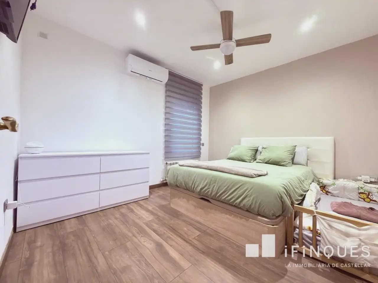 4 Zimmer Haus zu verkaufen in Terrassa - 373.000 € (Ref: 9809110)