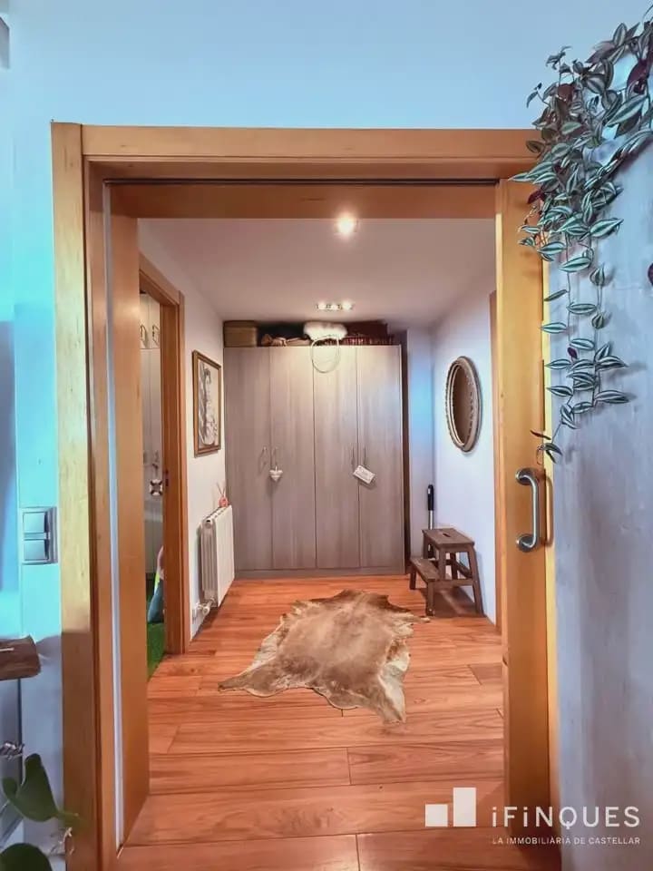 4 bedroom Villa for sale in Castellar del Valles with pool - € 558,000 (Ref: 9809111)