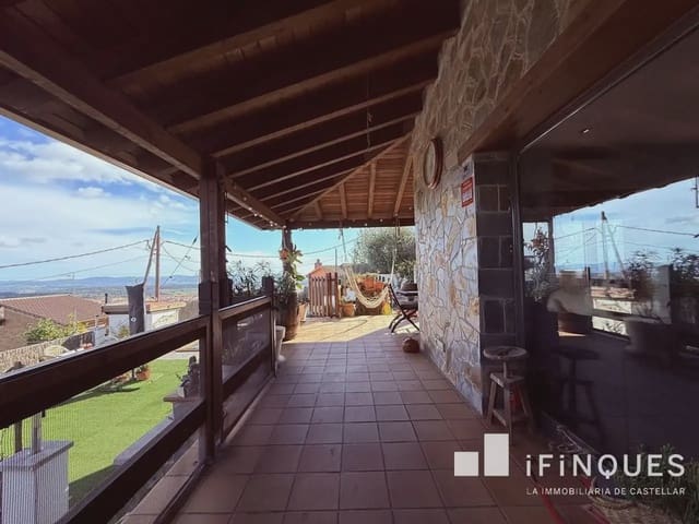 4 soverom Villa til salgs i Castellar del Vallès med svømmebasseng - € 558 000 (Ref: 9809111)