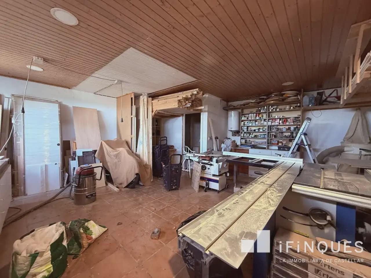 4 bedroom Villa for sale in Castellar del Valles with pool - € 558,000 (Ref: 9809111)