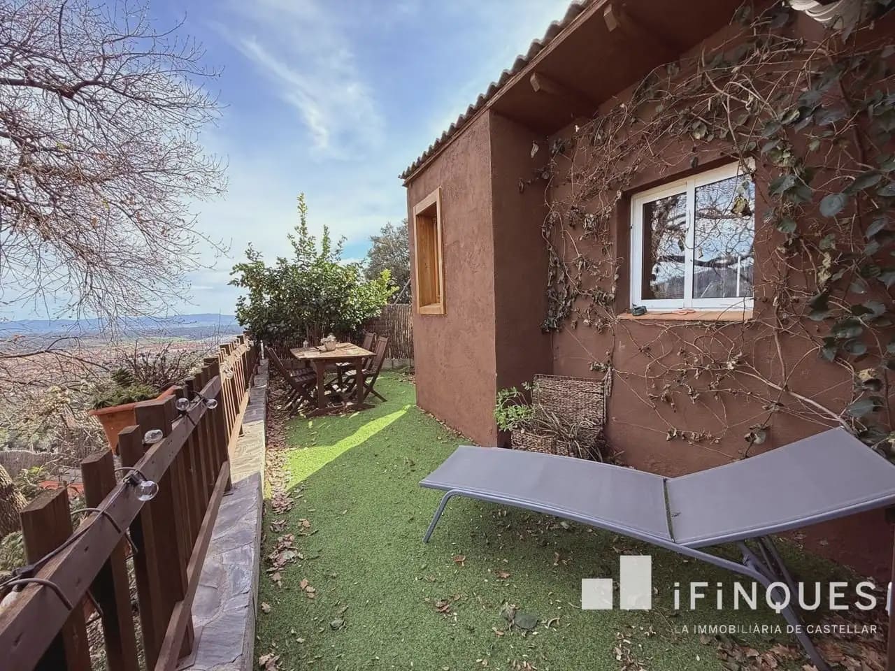 4 bedroom Villa for sale in Castellar del Valles with pool - € 558,000 (Ref: 9809111)