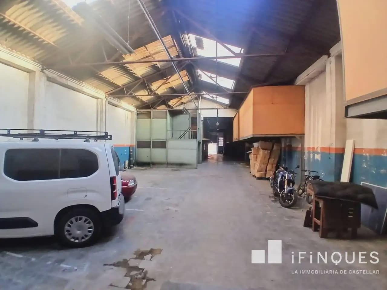 Commerciale in vendita in Sabadell - 220.000 € (Rif: 9809113)