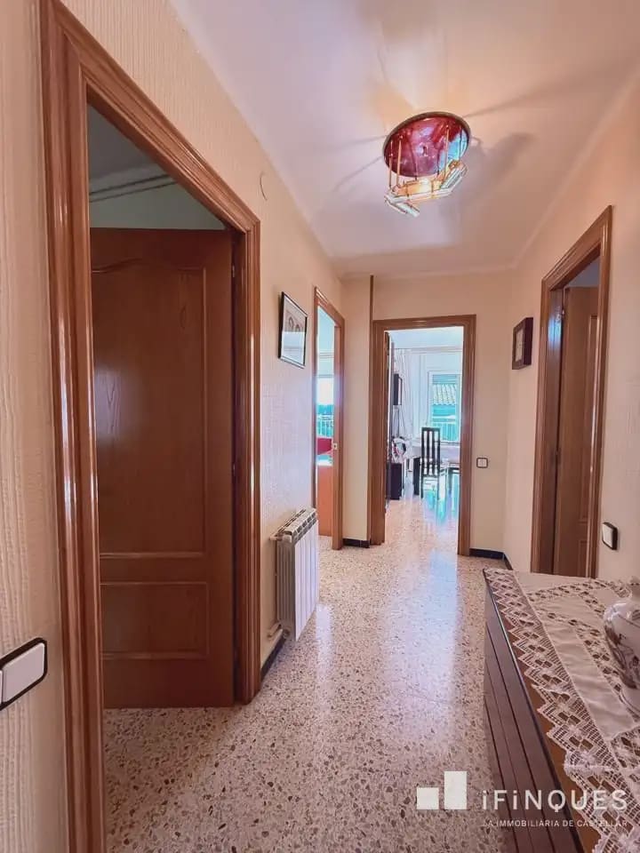 4 makuuhuone Asunto myytävänä paikassa Castellar del Valles - 288 000 € (Ref: 9809117)