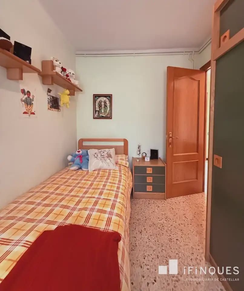 4 makuuhuone Asunto myytävänä paikassa Castellar del Valles - 288 000 € (Ref: 9809117)