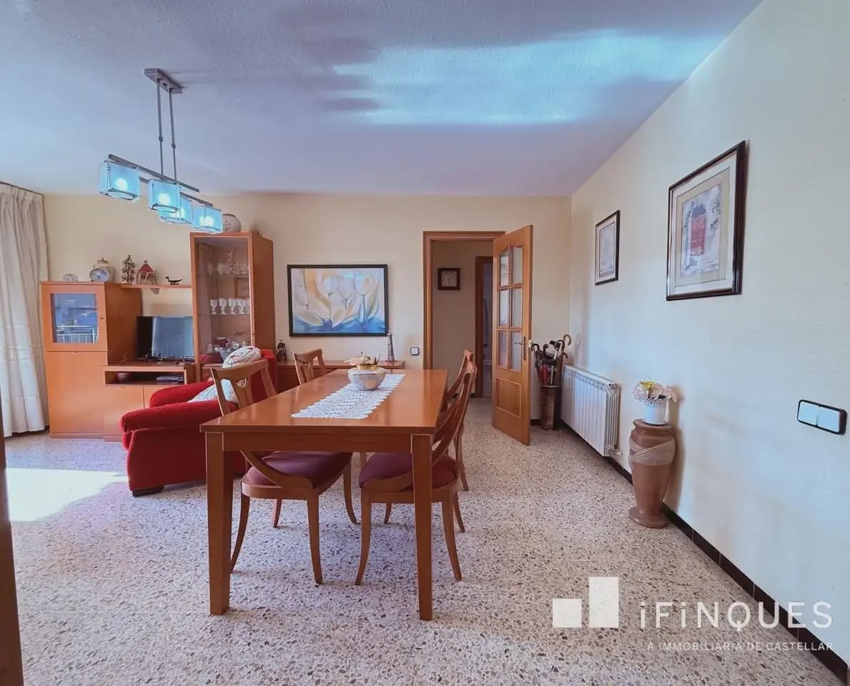 4 makuuhuone Asunto myytävänä paikassa Castellar del Valles - 288 000 € (Ref: 9809117)