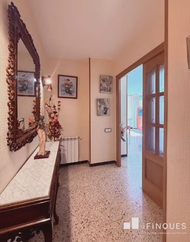 4 makuuhuone Asunto myytävänä paikassa Castellar del Vallès - 288 000 € (Ref: 9809117)