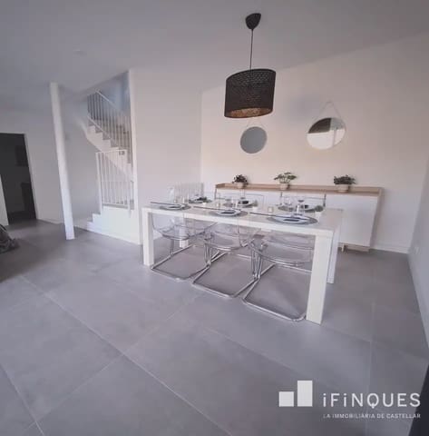 Chalet de 3 habitaciones en Castellar del Vallès en venta - 420.000 € (Ref: 9816494)
