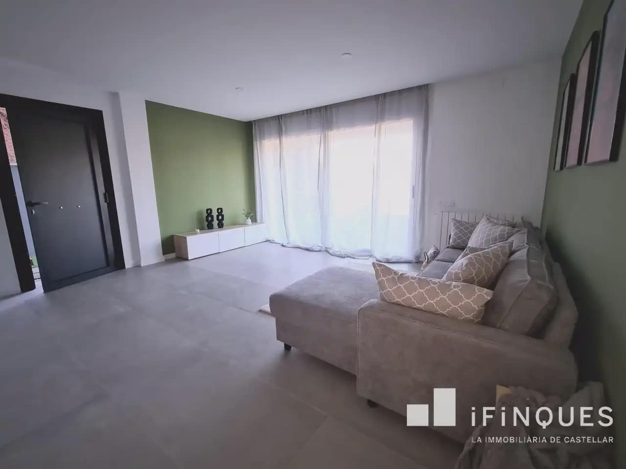 Chalet de 3 habitaciones en Castellar del Vallès en venta - 420.000 € (Ref: 9816494)