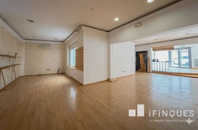 Local Commercial à louer à Castellar del Vallès - 1 190 € (Ref: 9827500)