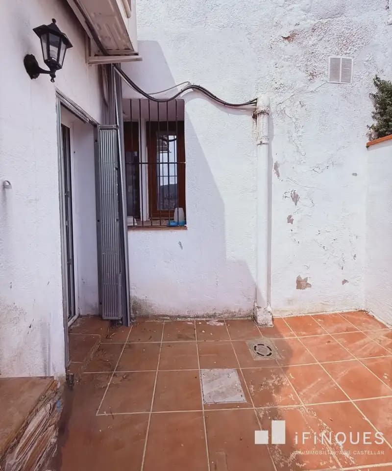 5 bedroom Townhouse for sale in Castellar del Valles - € 470,000 (Ref: 9838648)