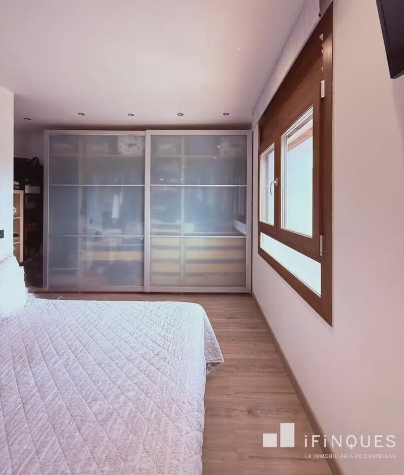 5 bedroom Townhouse for sale in Castellar del Valles - € 470,000 (Ref: 9838648)