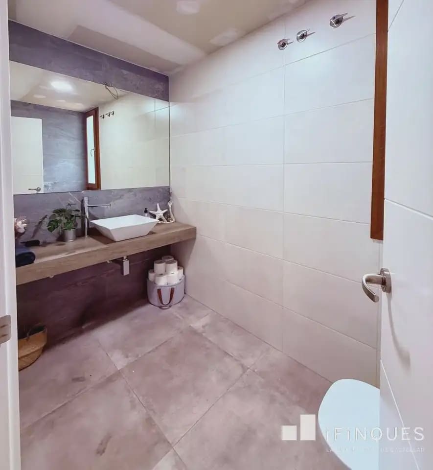 5 bedroom Townhouse for sale in Castellar del Valles - € 470,000 (Ref: 9838648)
