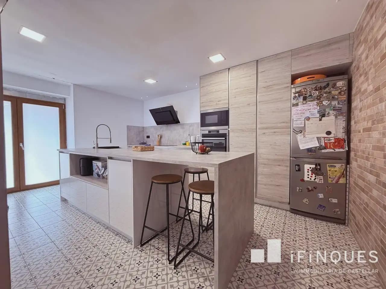 5 bedroom Townhouse for sale in Castellar del Valles - € 470,000 (Ref: 9838648)