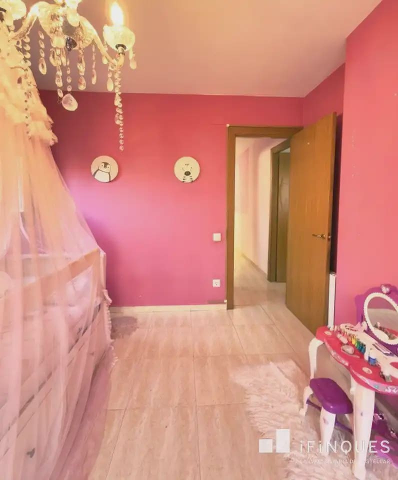 4 quarto Casa em Banda para venda em Castellar del Valles - 419 000 € (Ref: 9844378)