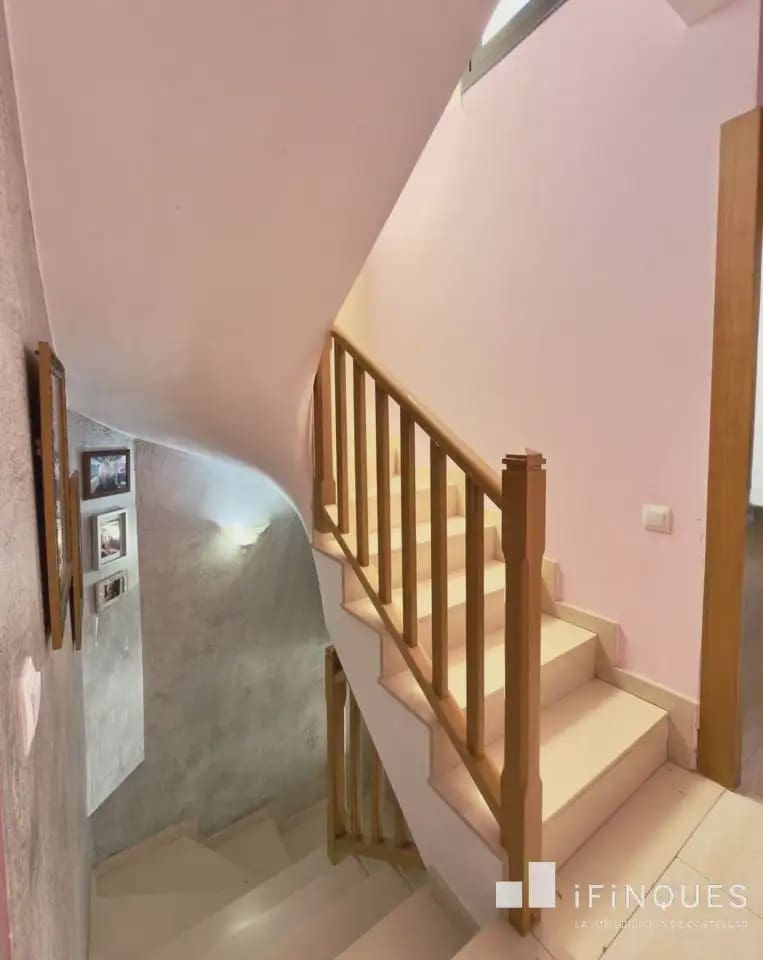 4 quarto Casa em Banda para venda em Castellar del Valles - 419 000 € (Ref: 9844378)
