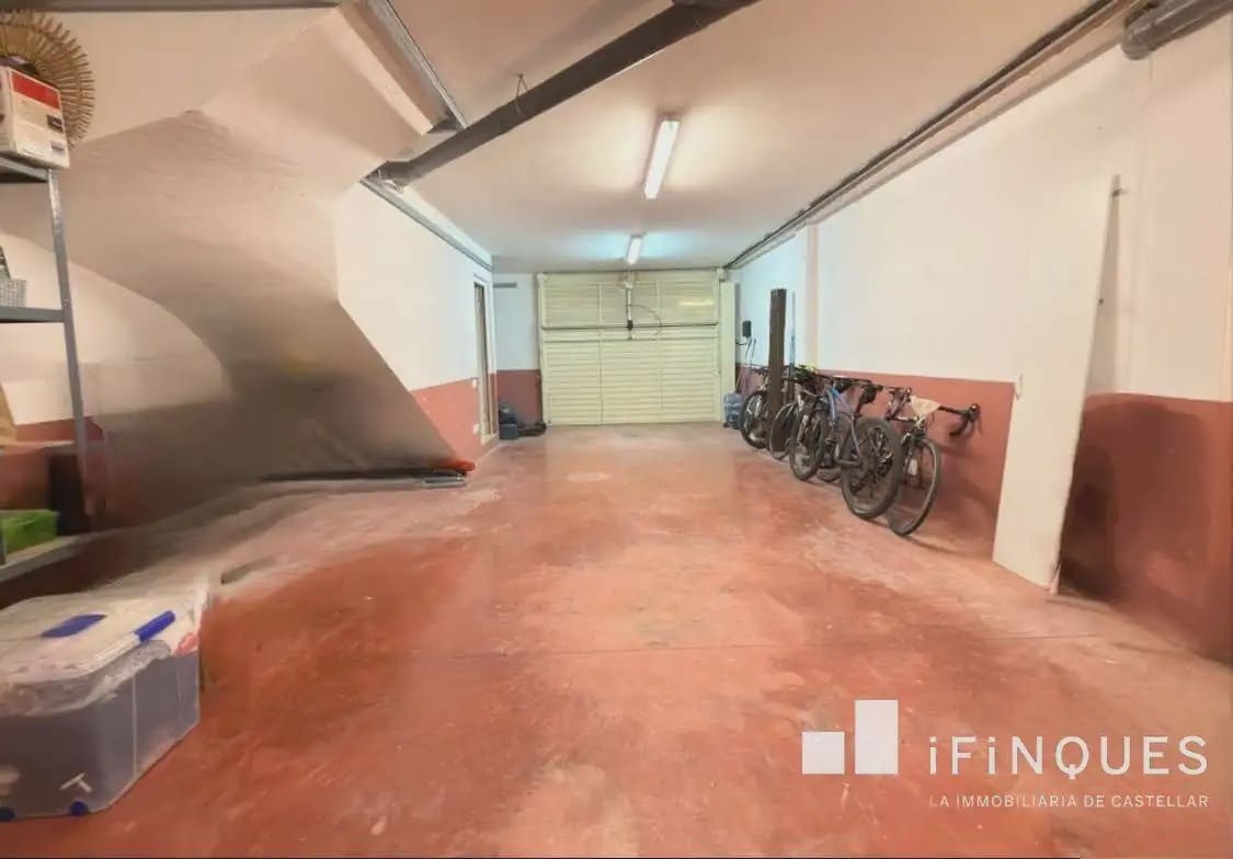 4 quarto Casa em Banda para venda em Castellar del Valles - 419 000 € (Ref: 9844378)