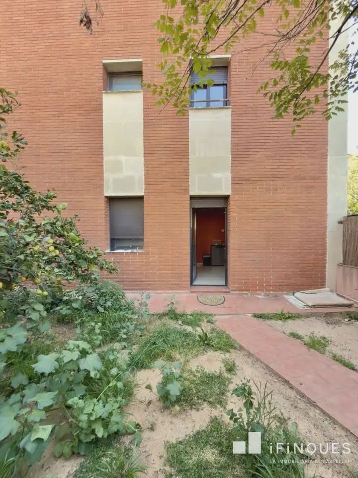 4 quarto Casa em Banda para venda em Castellar del Valles - 419 000 € (Ref: 9844378)