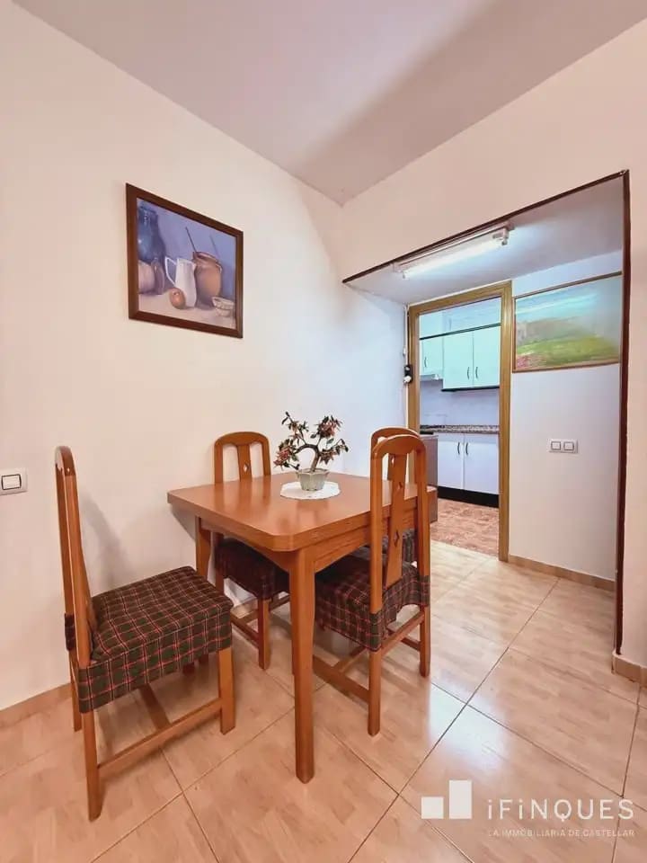 4 bedroom Apartment for sale in Castellar del Valles - € 219,900 (Ref: 9848421)