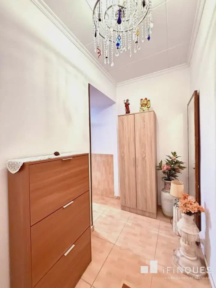 4 bedroom Apartment for sale in Castellar del Valles - € 219,900 (Ref: 9848421)