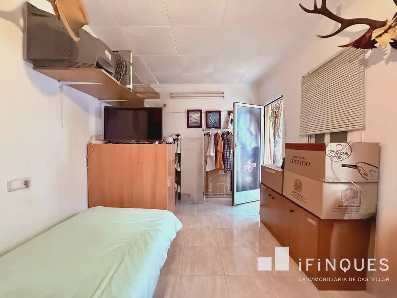 4 bedroom Apartment for sale in Castellar del Valles - € 219,900 (Ref: 9848421)