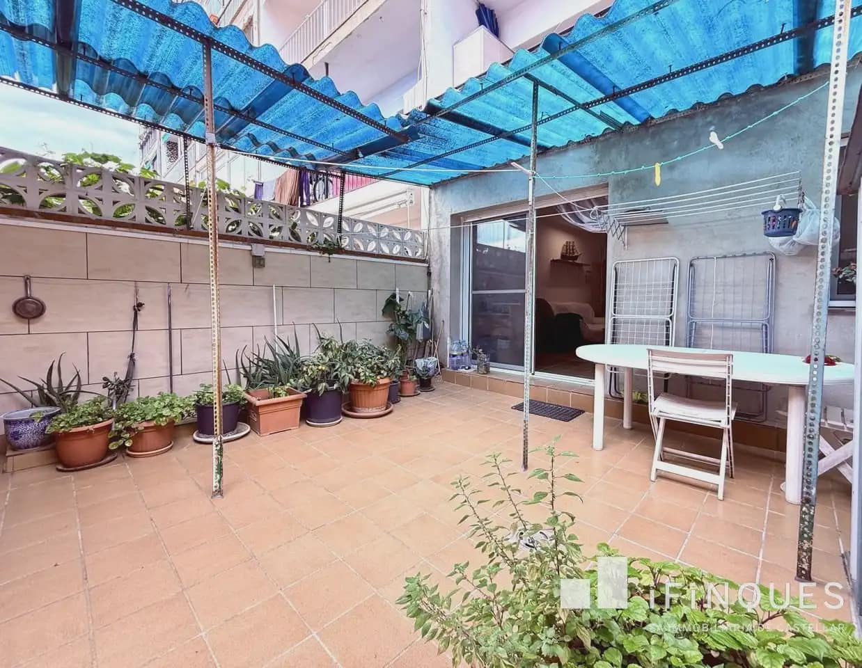 4 bedroom Apartment for sale in Castellar del Valles - € 219,900 (Ref: 9848421)