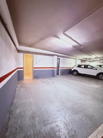 Garage for rent in Castellar del Vallès - € 150 (Ref: 9854501)