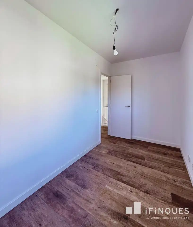 4 soveværelse Villa til leje i Castellar del Valles med garage - € 2.400 (Ref: 9866247)