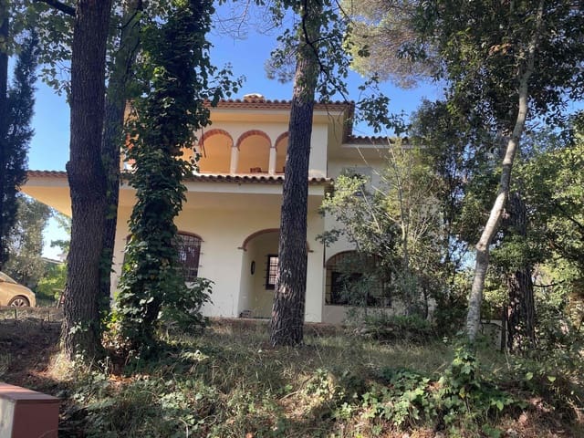 3 bedroom Villa for sale in Llagostera with pool garage - € 329,000 (Ref: 9377952)