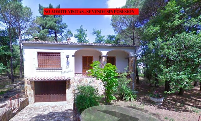 2 bedroom Villa for sale in Llagostera with pool garage - € 110,000 (Ref: 9396670)