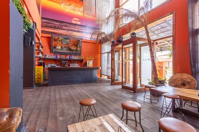 10 Zimmer Gewerbe zu verkaufen in Tarifa mit Garage - 1.750.000 € (Ref: 10065187)