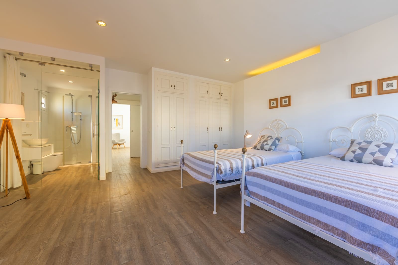 4 soveværelse Villa til salg i Tarifa med garage - € 1.060.000 (Ref: 9386621)