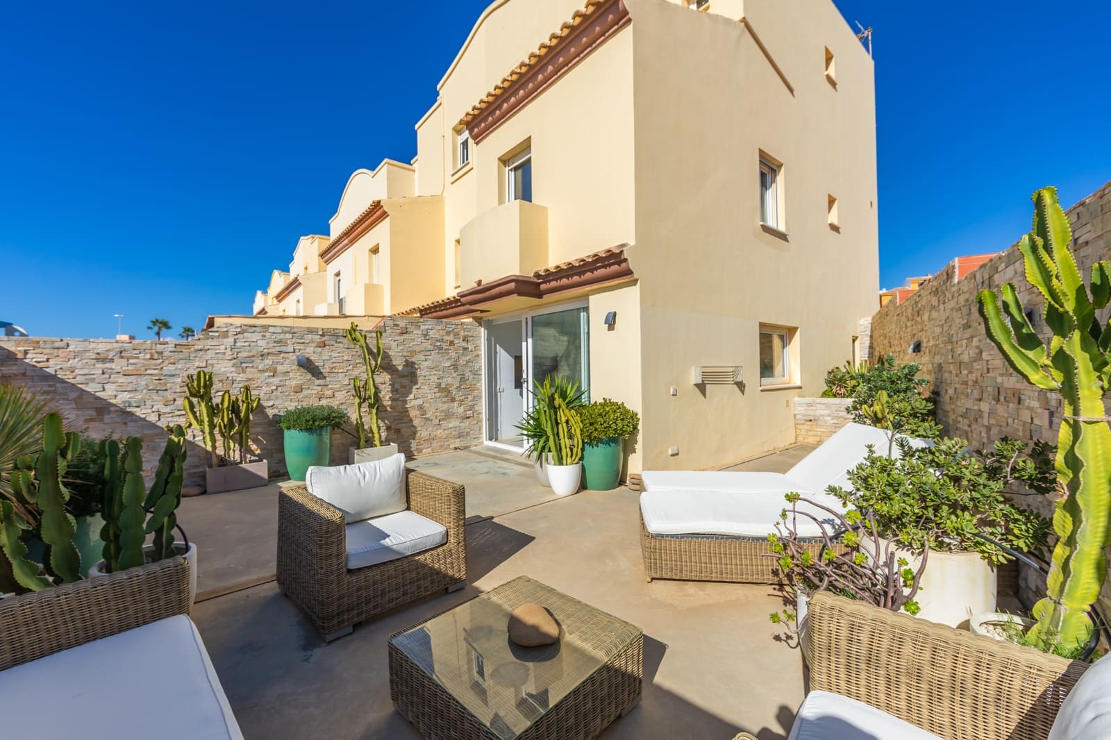 4 soveværelse Villa til salg i Tarifa med garage - € 1.060.000 (Ref: 9386621)