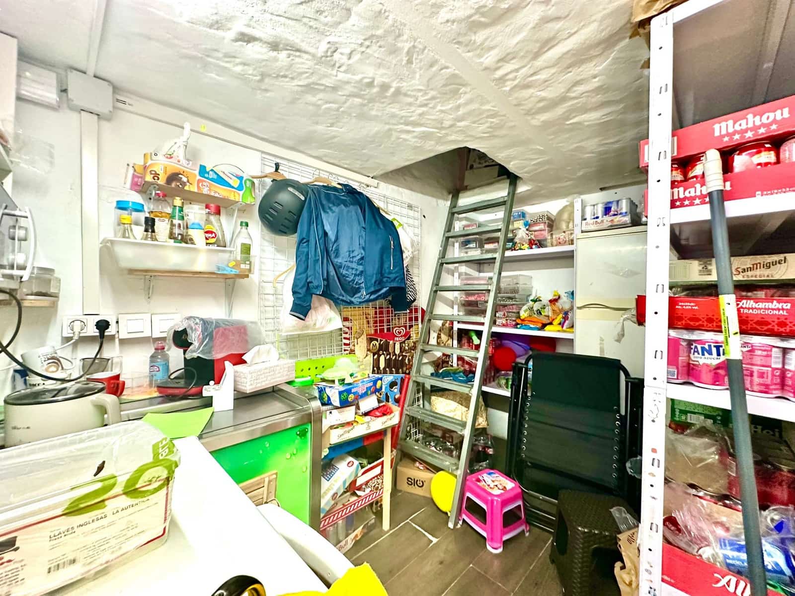 1 slaapkamer Commercieel te koop in Tarifa - € 415.000 (Ref: 9409019)