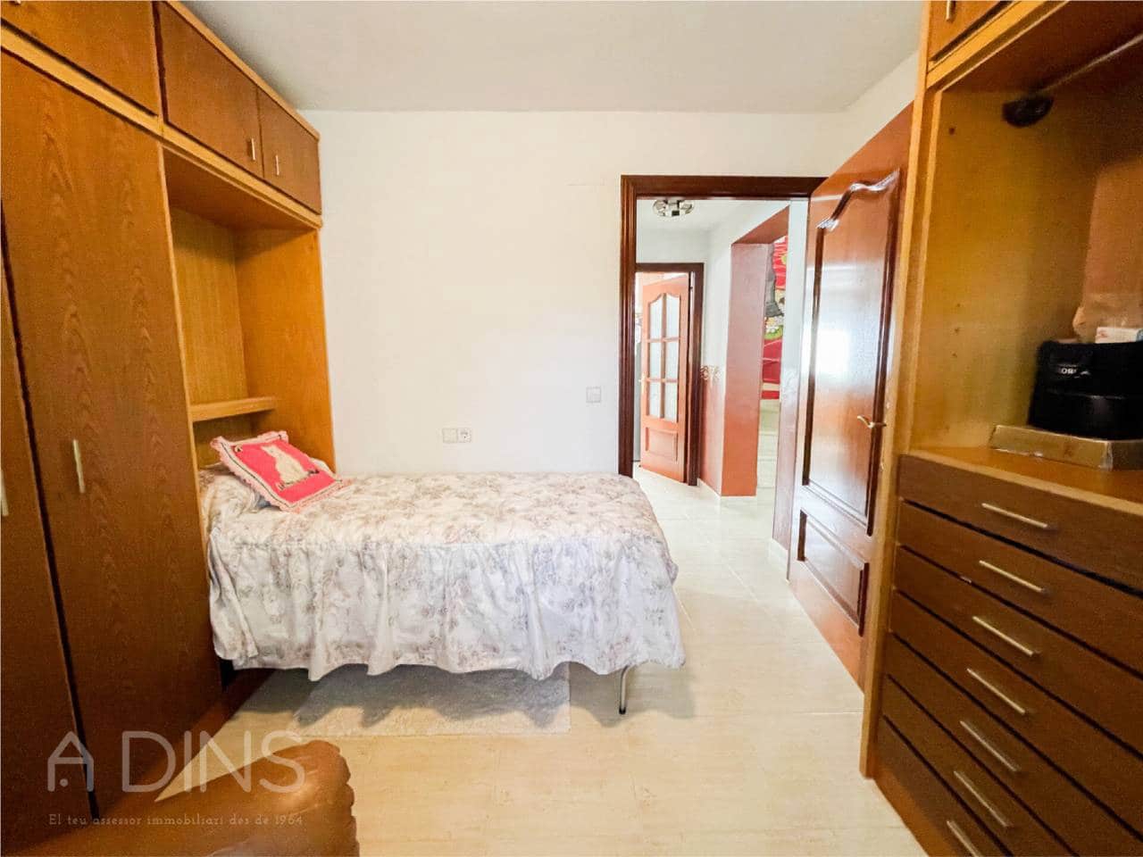 5 Zimmer Villa zu verkaufen in Caldes de Montbui mit Garage - 410.000 € (Ref: 9793056)