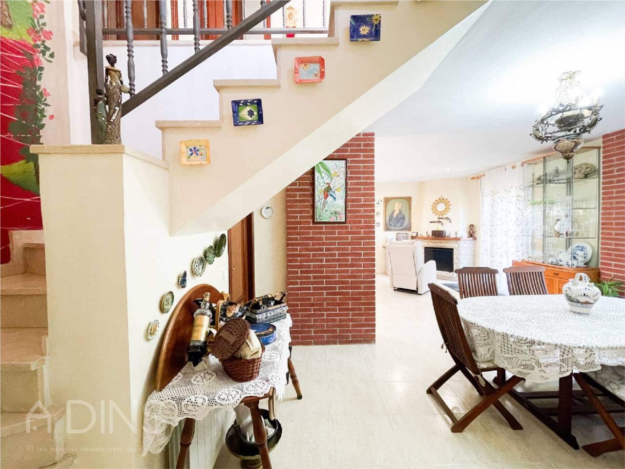 5 Zimmer Villa zu verkaufen in Caldes de Montbui mit Garage - 410.000 € (Ref: 9793056)