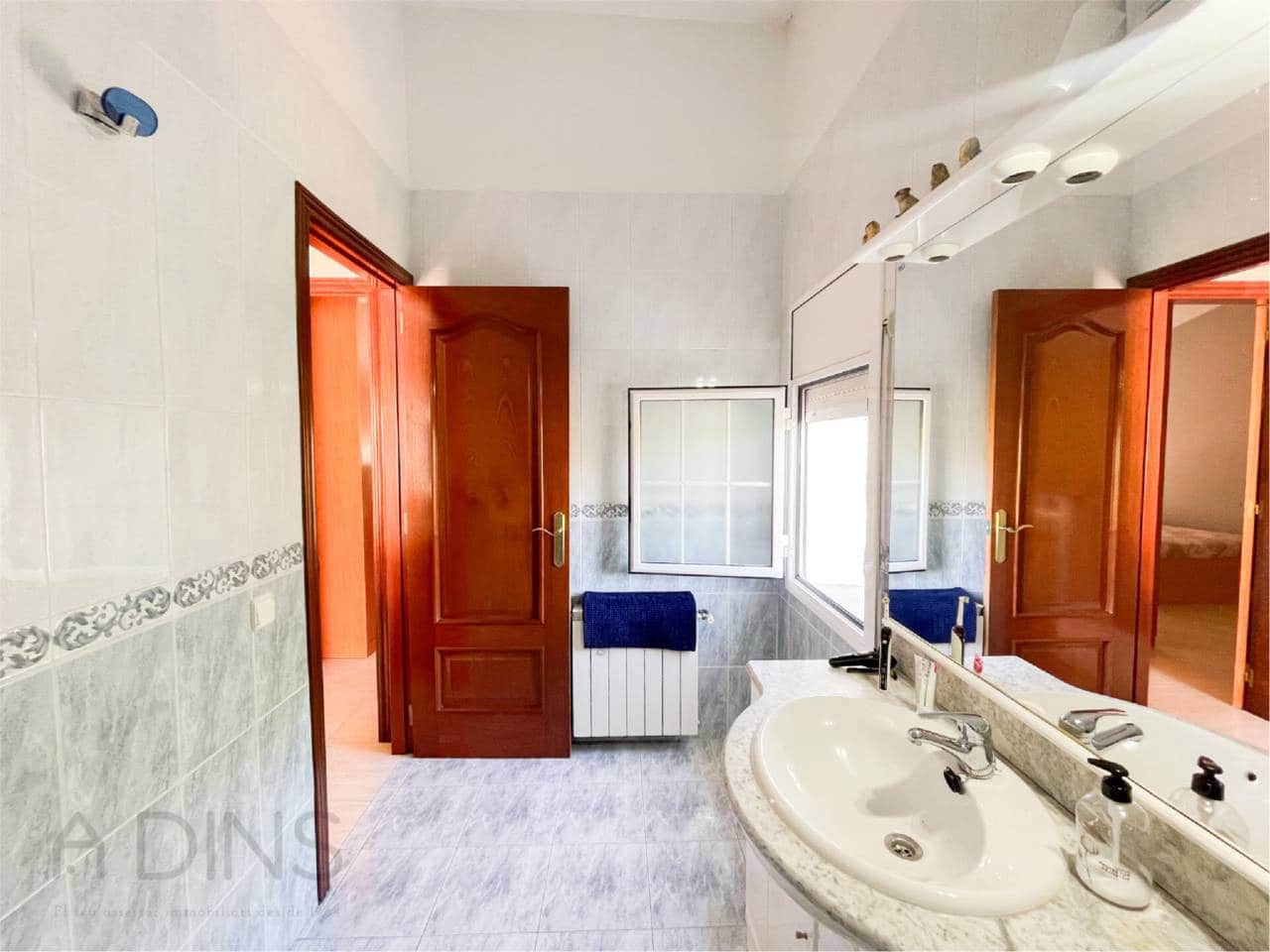 5 Zimmer Villa zu verkaufen in Caldes de Montbui mit Garage - 410.000 € (Ref: 9793056)