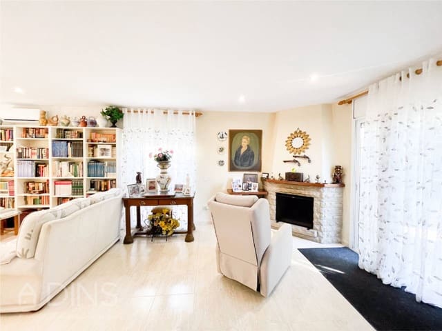 5 soverom Villa til salgs i Caldes de Montbui med garasje - € 410 000 (Ref: 9793056)