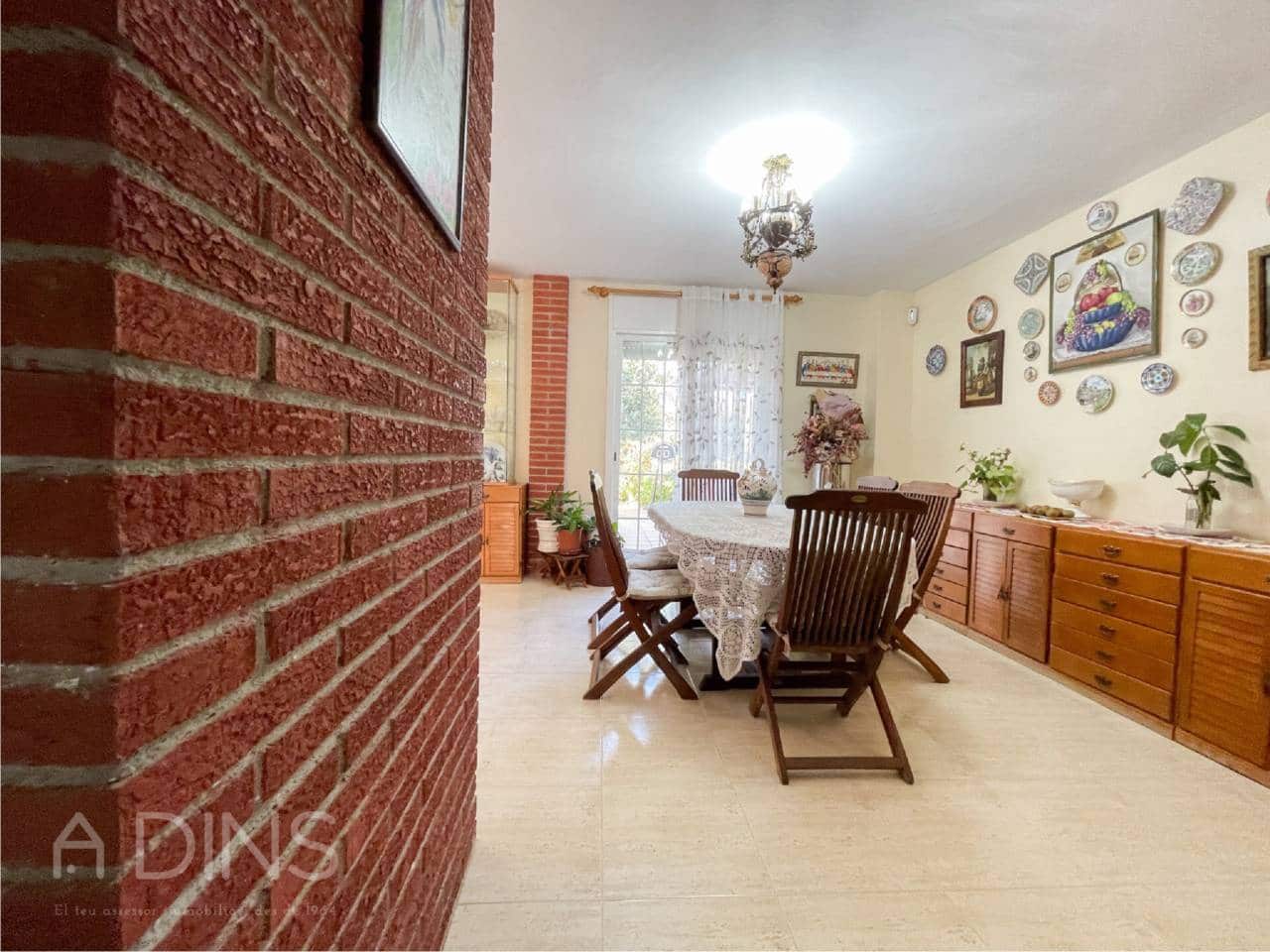 5 Zimmer Villa zu verkaufen in Caldes de Montbui mit Garage - 410.000 € (Ref: 9793056)