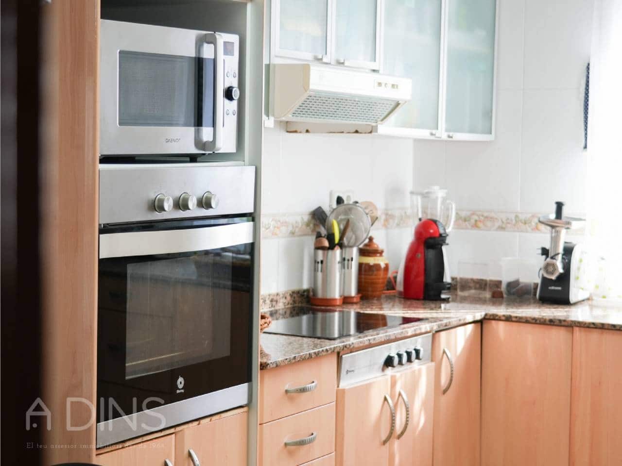 5 Zimmer Villa zu verkaufen in Caldes de Montbui mit Garage - 410.000 € (Ref: 9793056)