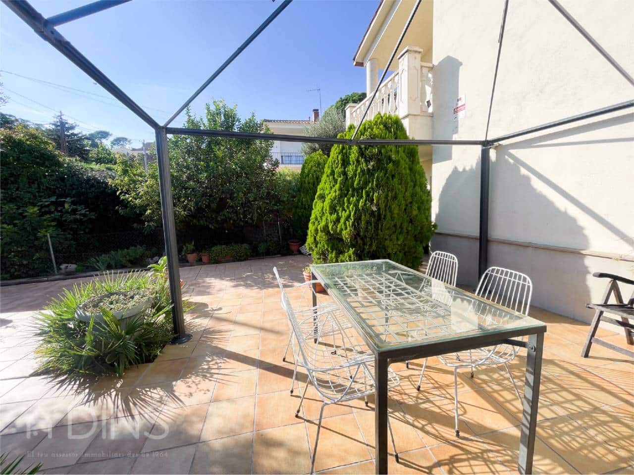 5 Zimmer Villa zu verkaufen in Caldes de Montbui mit Garage - 410.000 € (Ref: 9793056)