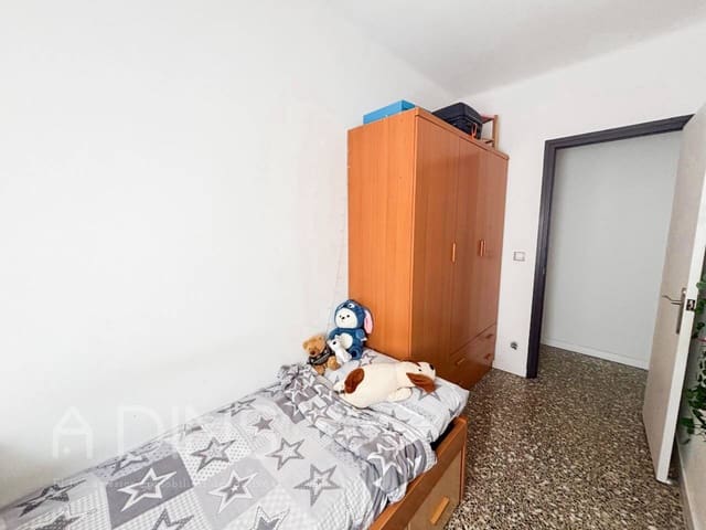 4 slaapkamer Flat te koop in Caldes de Montbui - € 245.000 (Ref: 9793057)