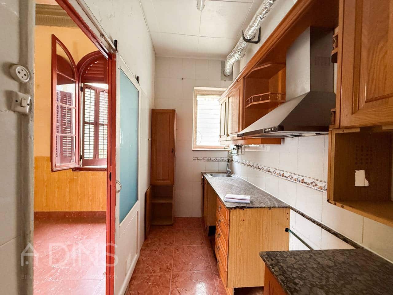 4 slaapkamer Flat te koop in Caldes de Montbui - € 295.000 (Ref: 9793058)