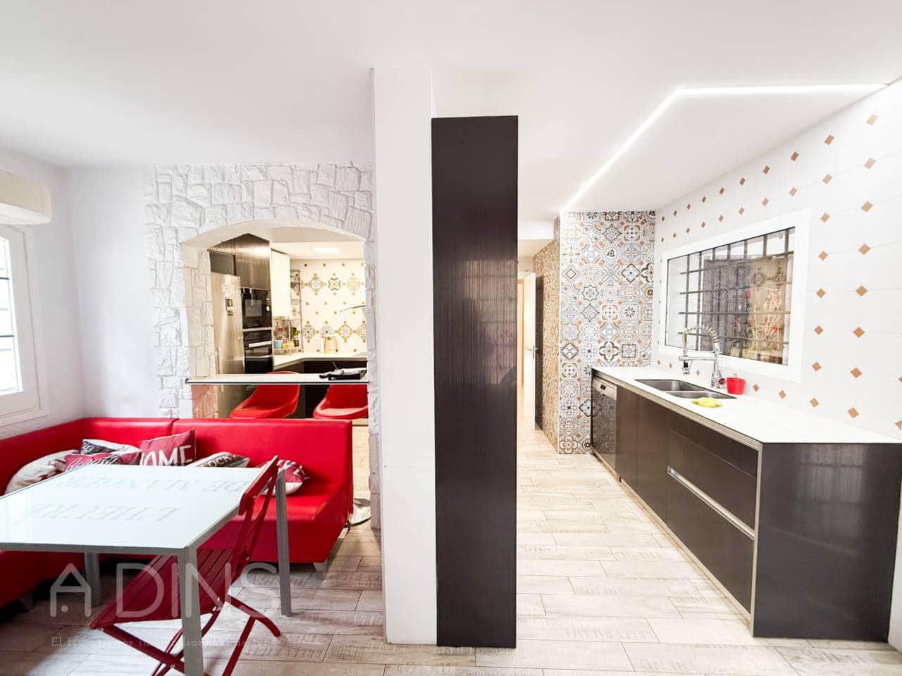 5 sypialnia Willa na sprzedaż w La Garriga z basenem garażem - 640 000 € (Ref: 9793061)